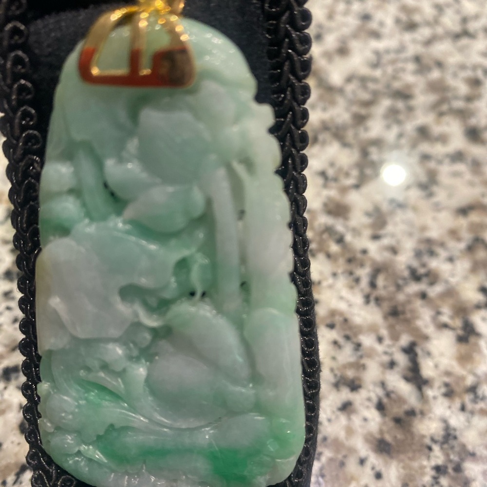 Elegant Expensive Green Jadeite Jade Pendant with 14k solid gold bail. - Picture 7 of 8
